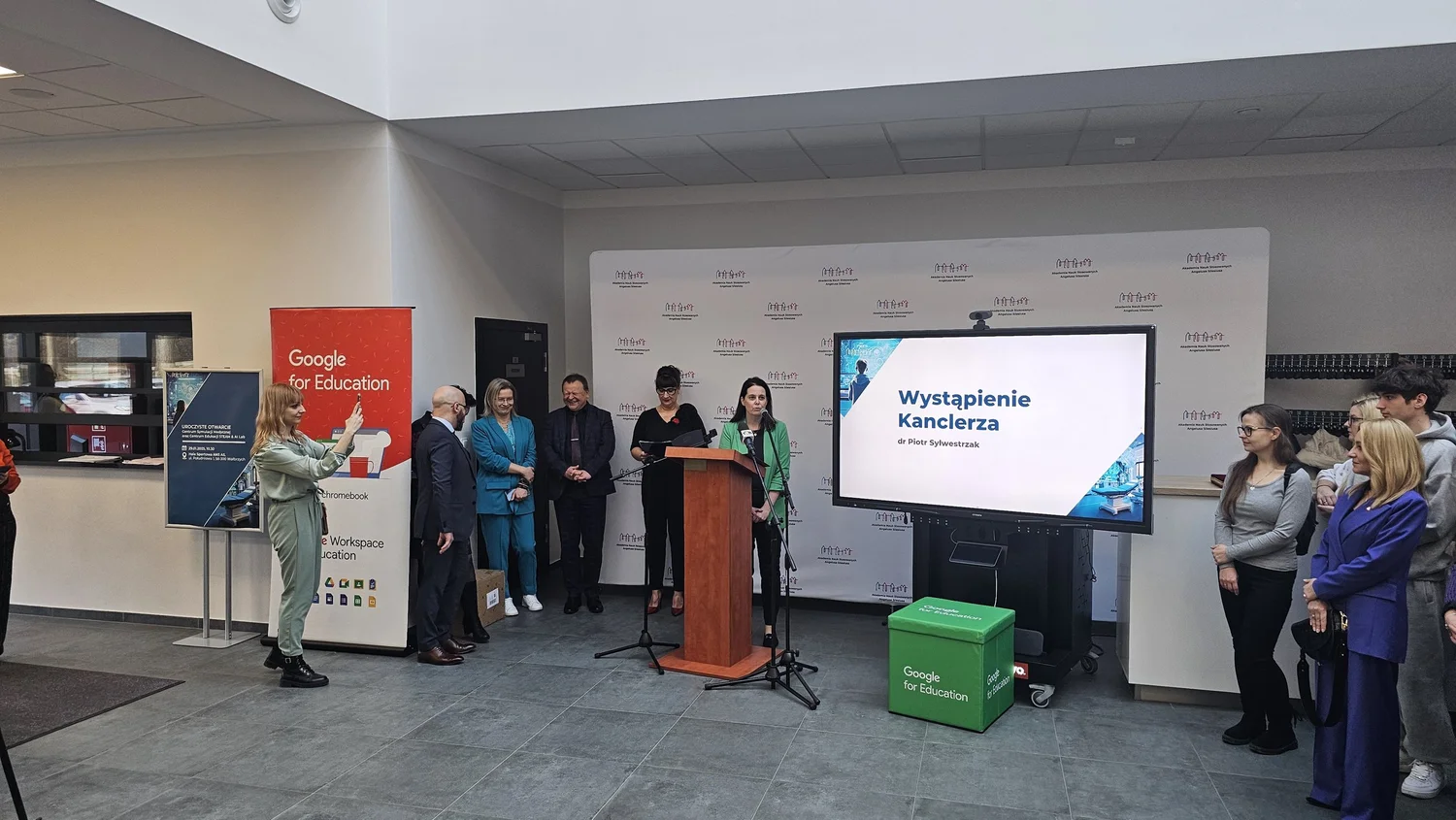 Wałbrzych: otwarcie Centrum Edukacji STEAM & AI Lab