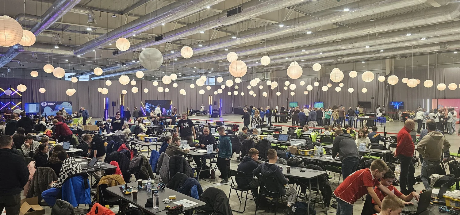 Liga Robotów: sędziujemy ogólnopolski turniej robotyczny
