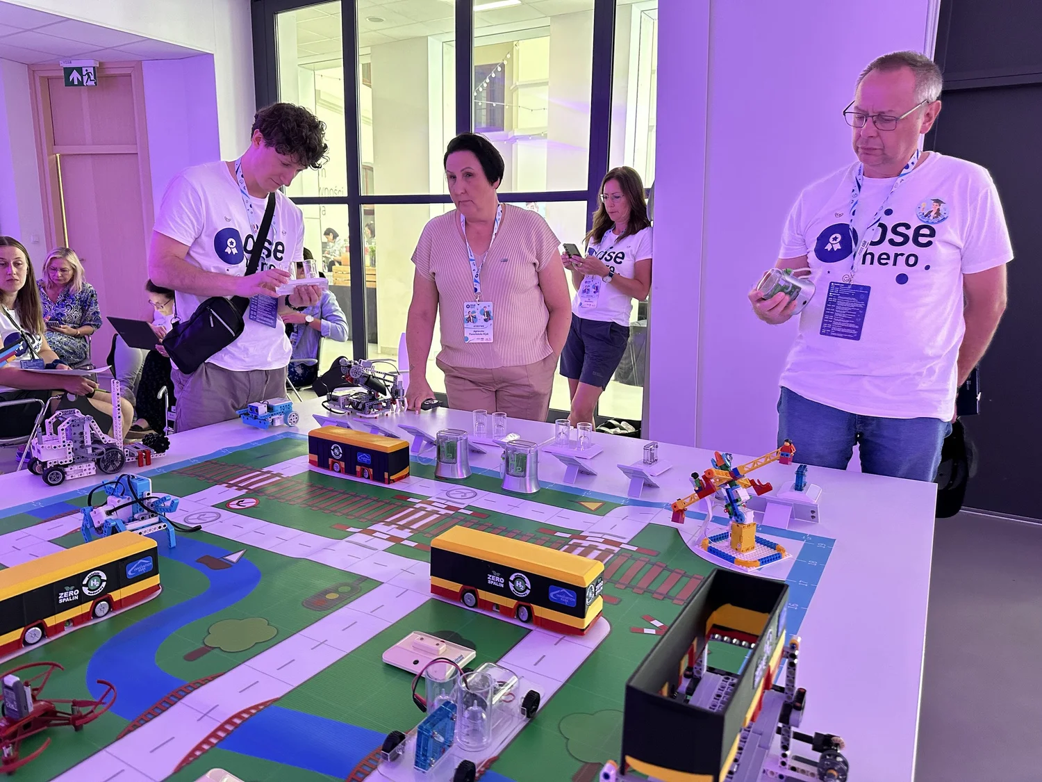 Warszawa: warsztaty „Atak na Smart City!” na Zlocie OSEhero 2025