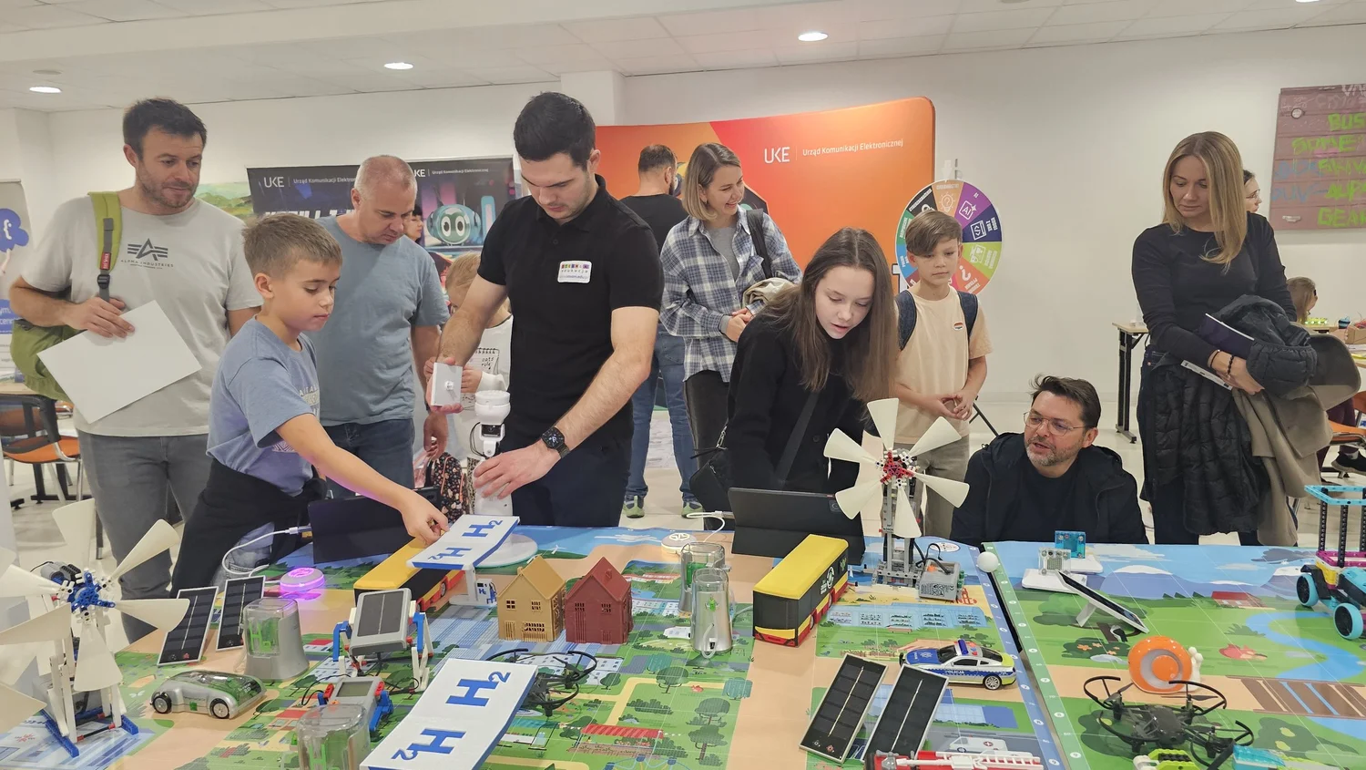 Łódź: stanowisko #EDUSMARTCity na Dniu Cyfrowych Możliwości