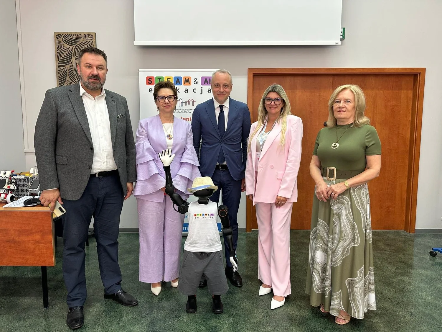 Szczecin: STEAM & AI i robot FRANEK na IV edycji konferencji „Edukacja przez zabawę”