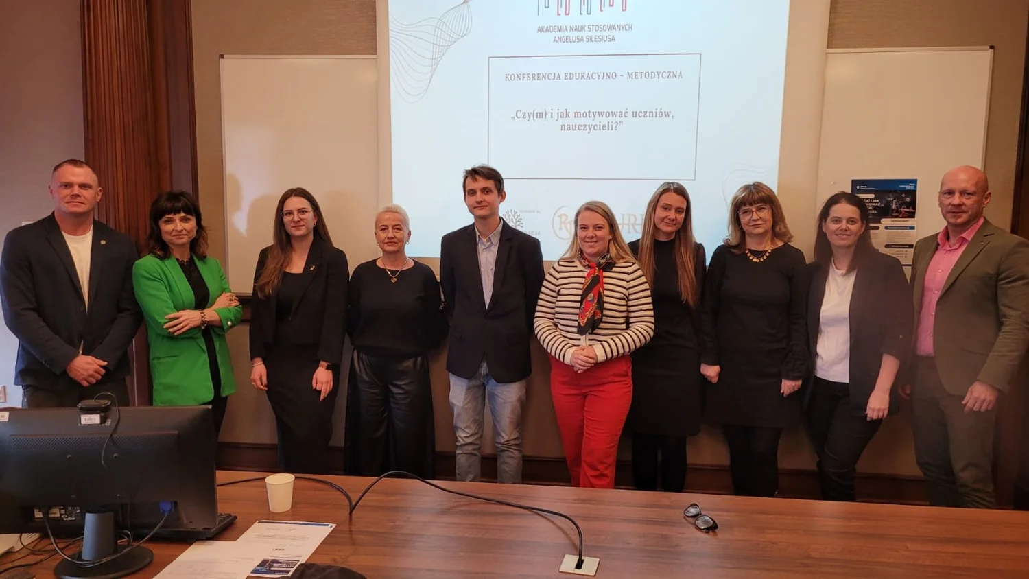 Wałbrzych: motywacja uczniów w edukacji STEAM — konferencja „Czy(m) i jak motywować uczniów i nauczycieli?”