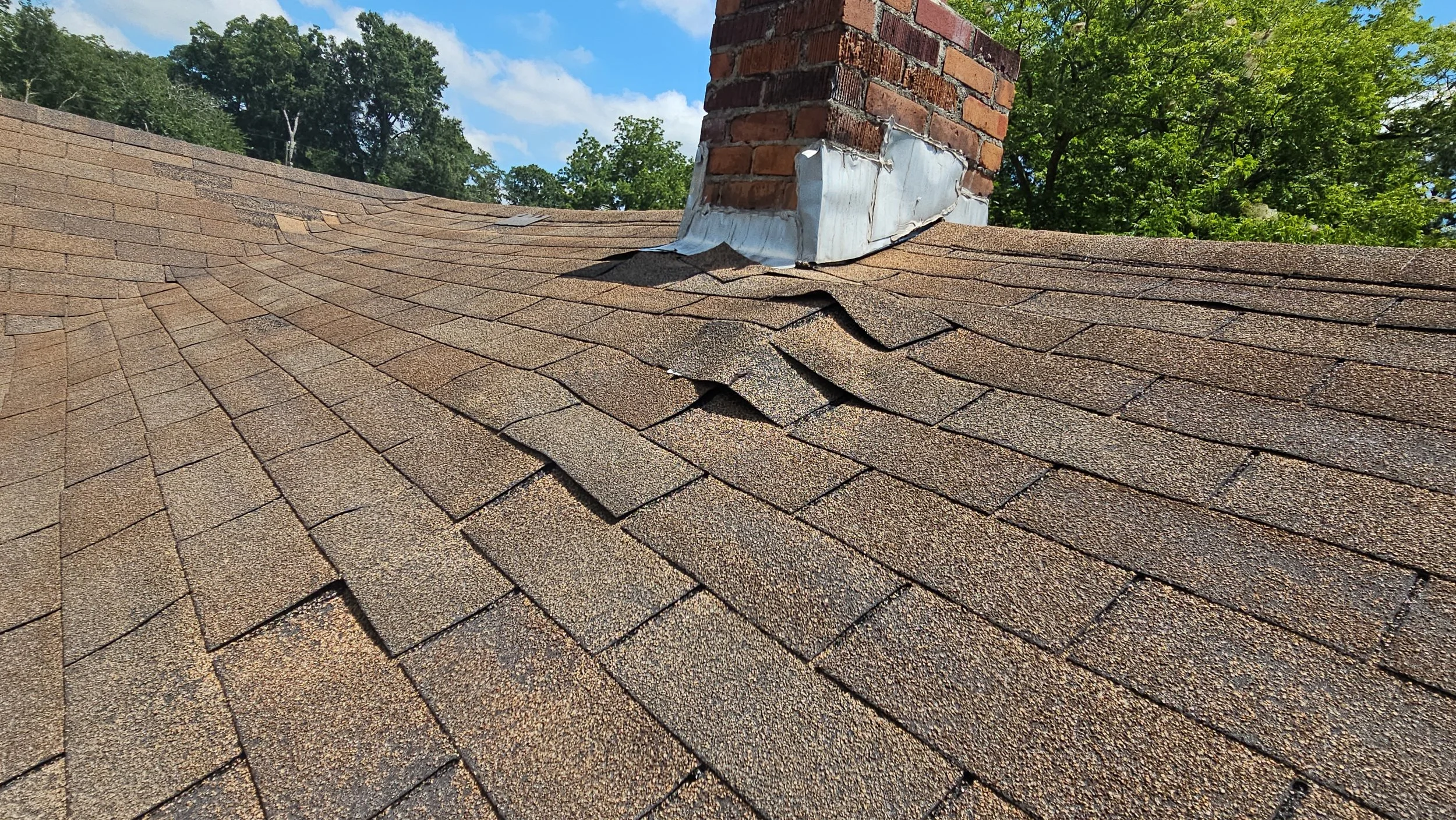 Common Summer Roofing Problems and How to Avoid Them
