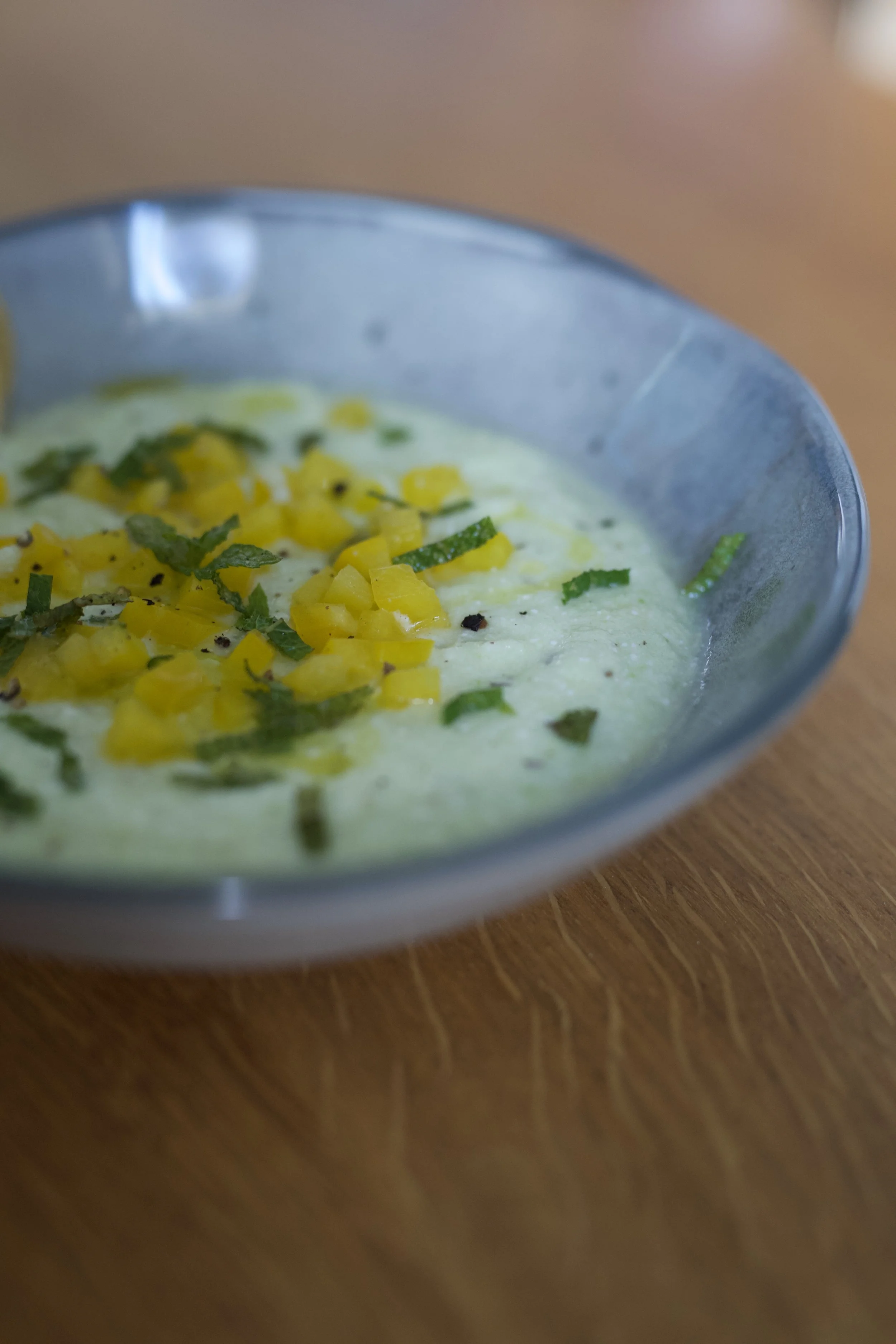 Gaspacho de courgettes au chèvre