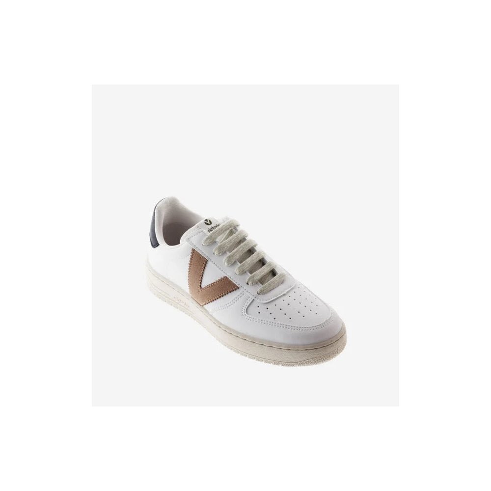 victoria-plimsolls-siempre-contrast-p26778-158855_image.jpg
