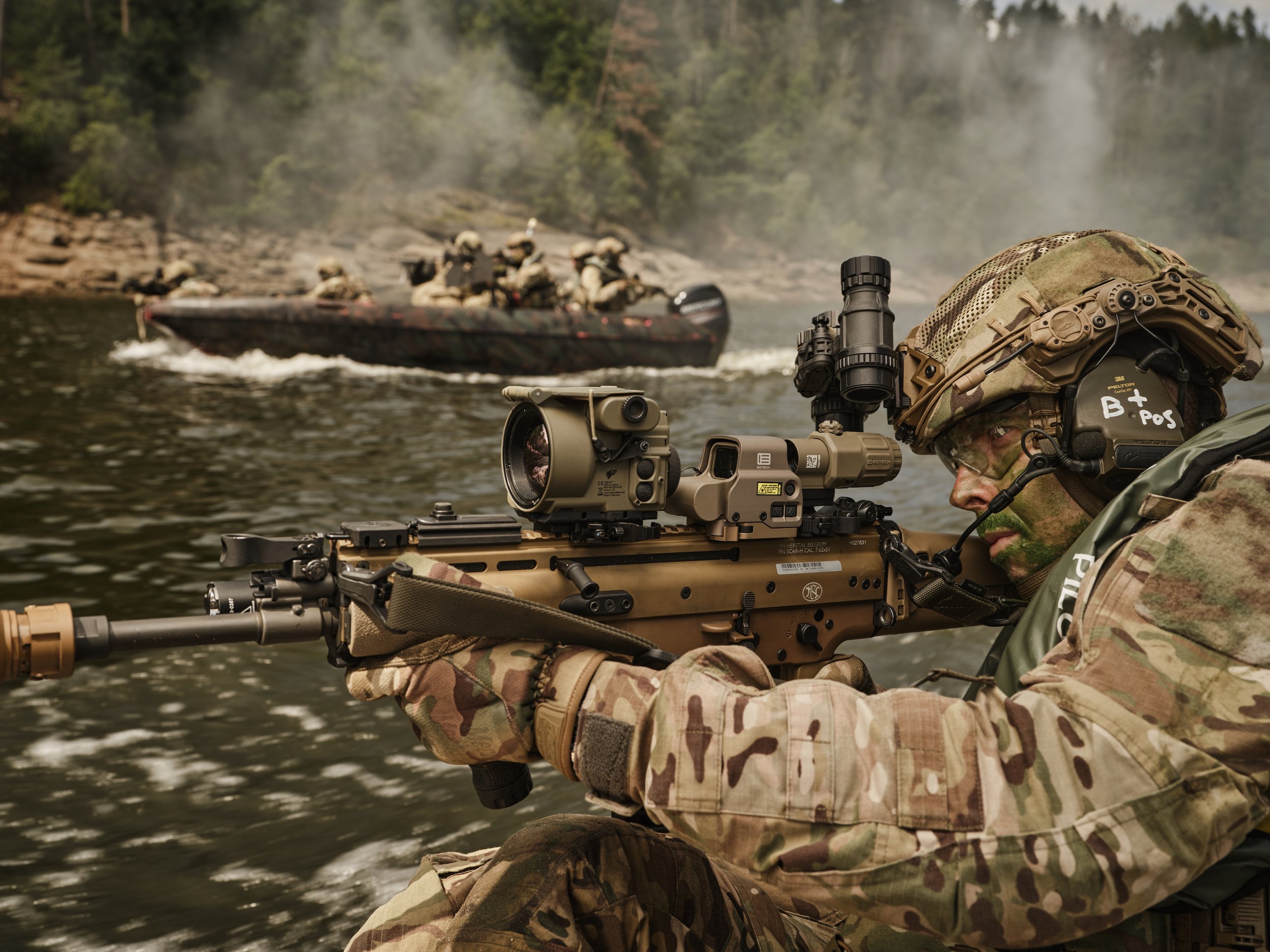 FN Herstal - 7203.jpg