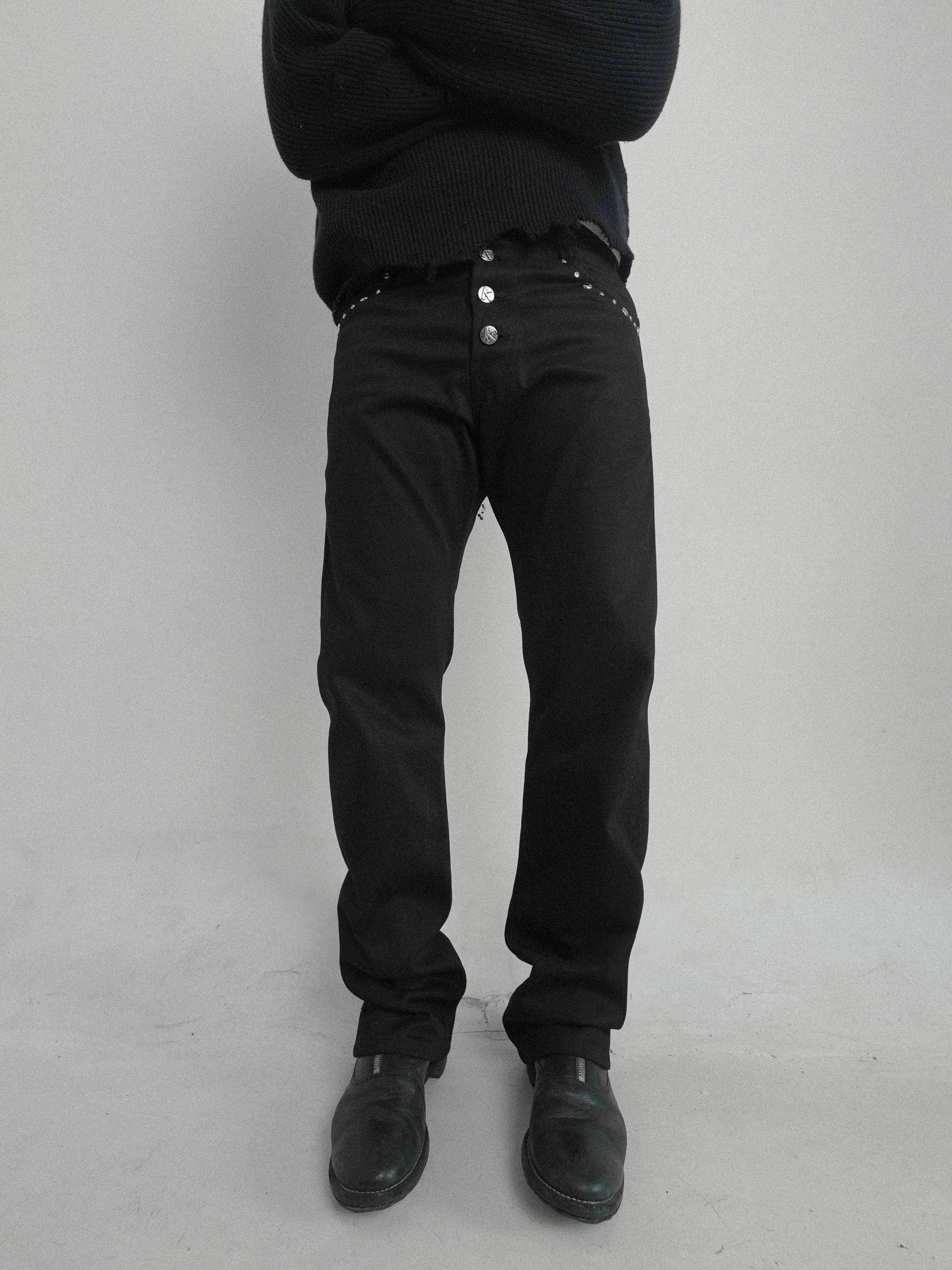 BLACK ECOM.jpg