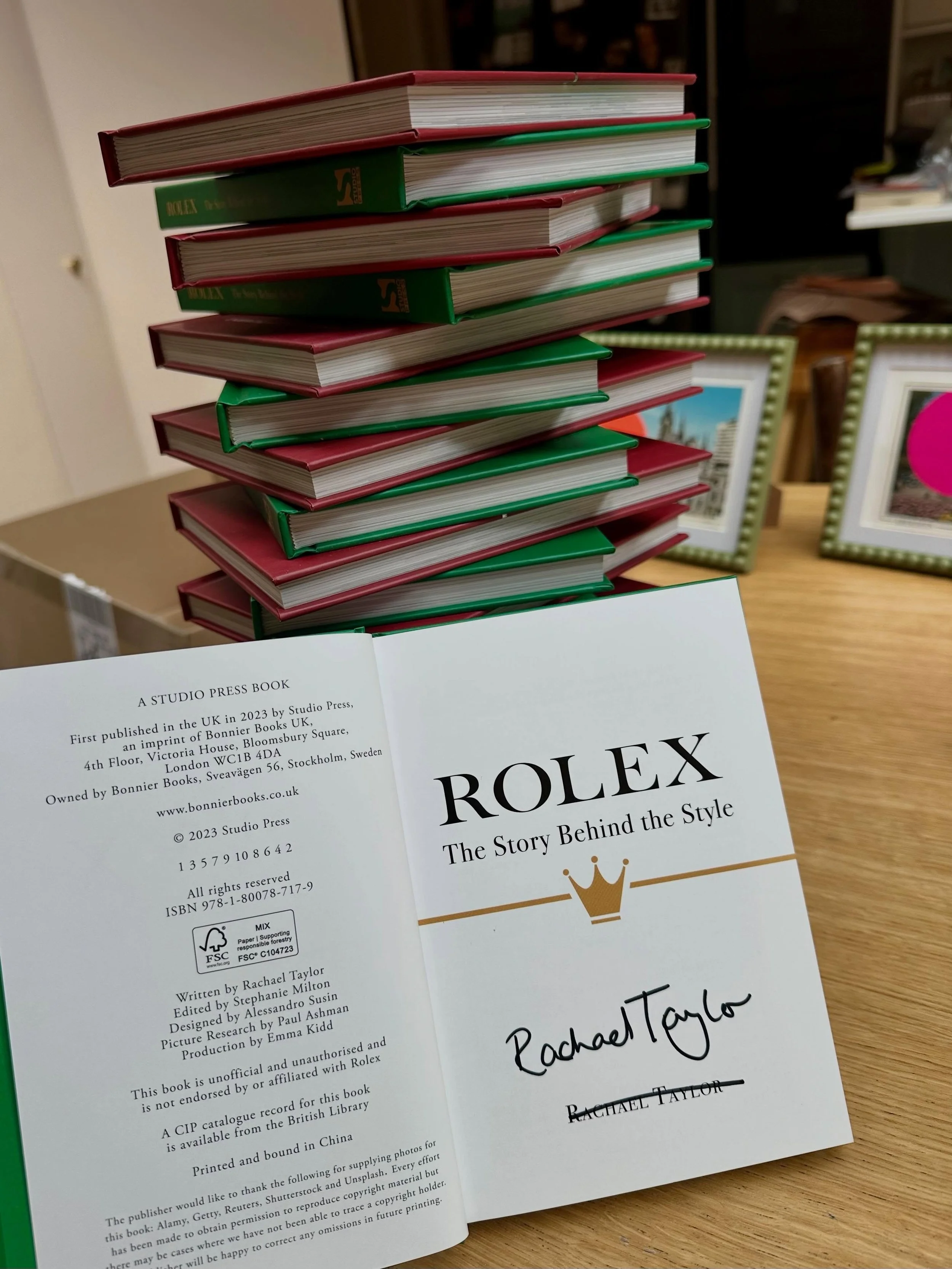 A stack of signed Omega and Rolex copies headed to Prague. Get your copy at @infinitywatches.cz soon 🇨🇿