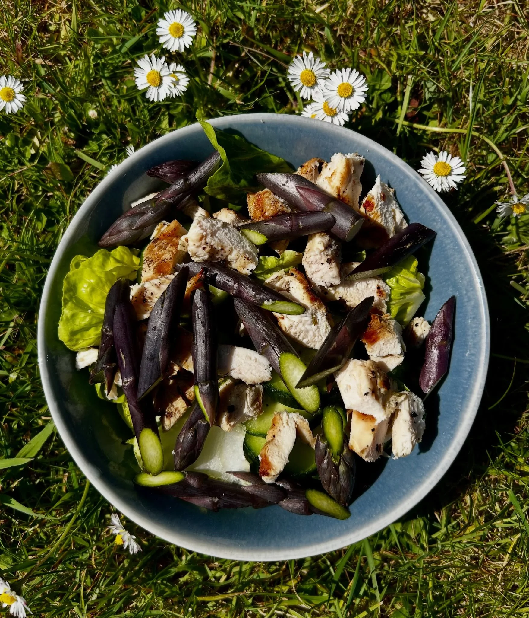 This lunch felt so good to eat. I knew as I munched through my generous bowl of salad that I would feel much better for it - and I do. 

Gut health is founded upon diversity of plant fibres - eating produce in season really helps. I spotted this beau