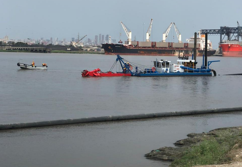 Entrega Draga Ellicott 670-42 (13m)