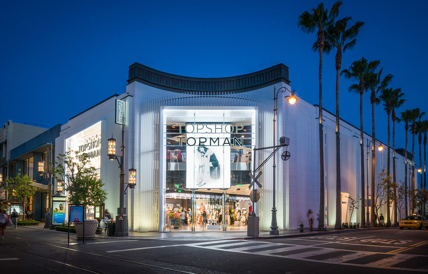 01_topshop_la.jpg