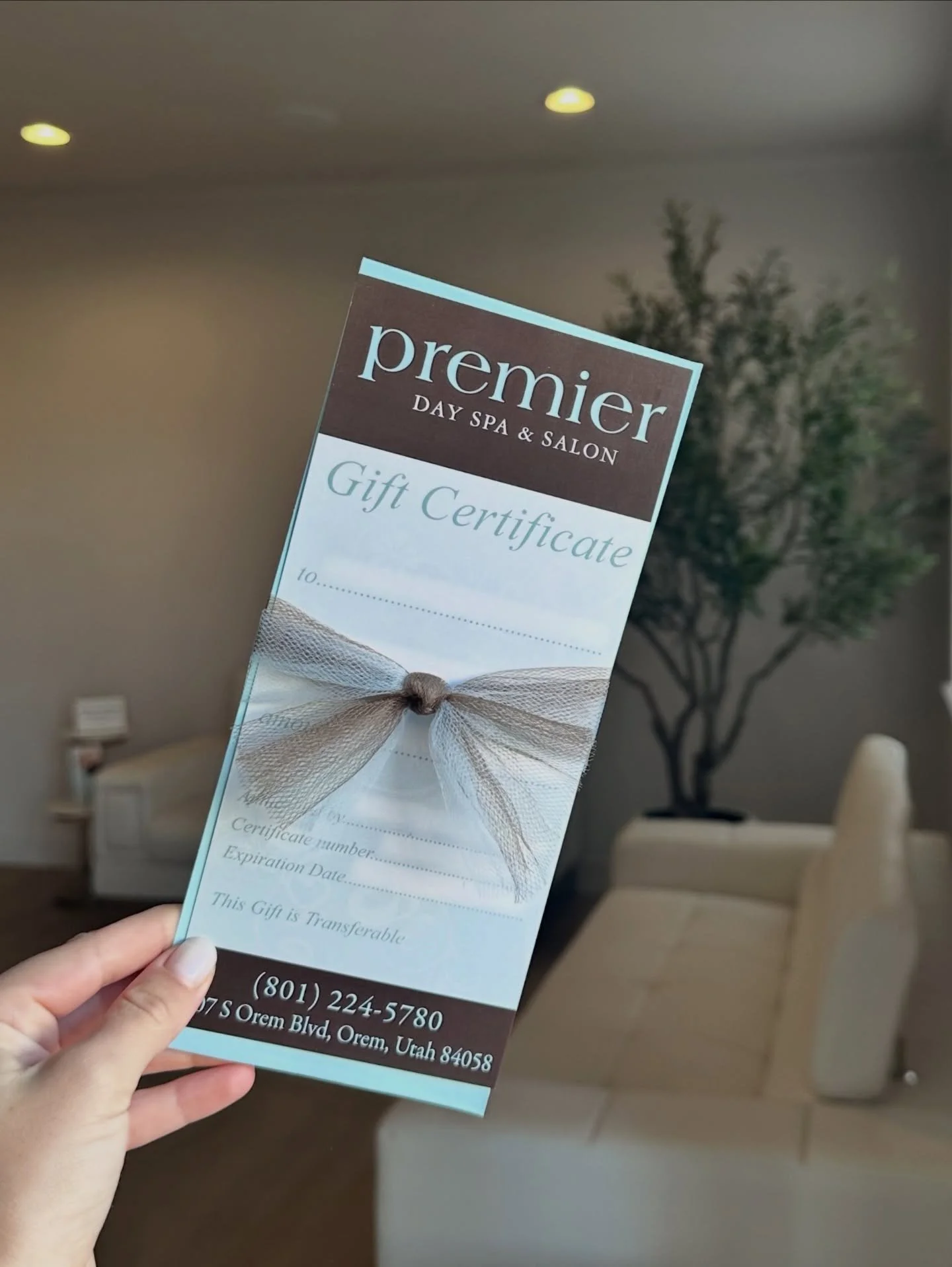 Black Friday gifting made easy: 20% off gift cards for massage, facials + more.

Available online and in-store.