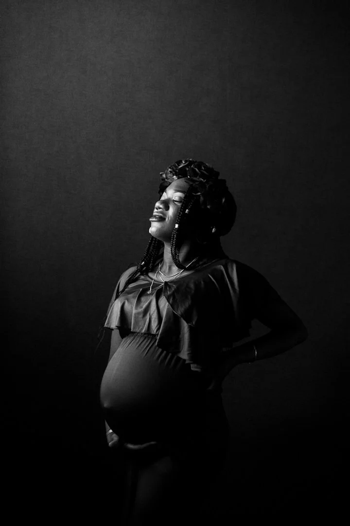 in-home maternity photo session-February 05, 2021--Marie O'Mahony Photography-7.jpg