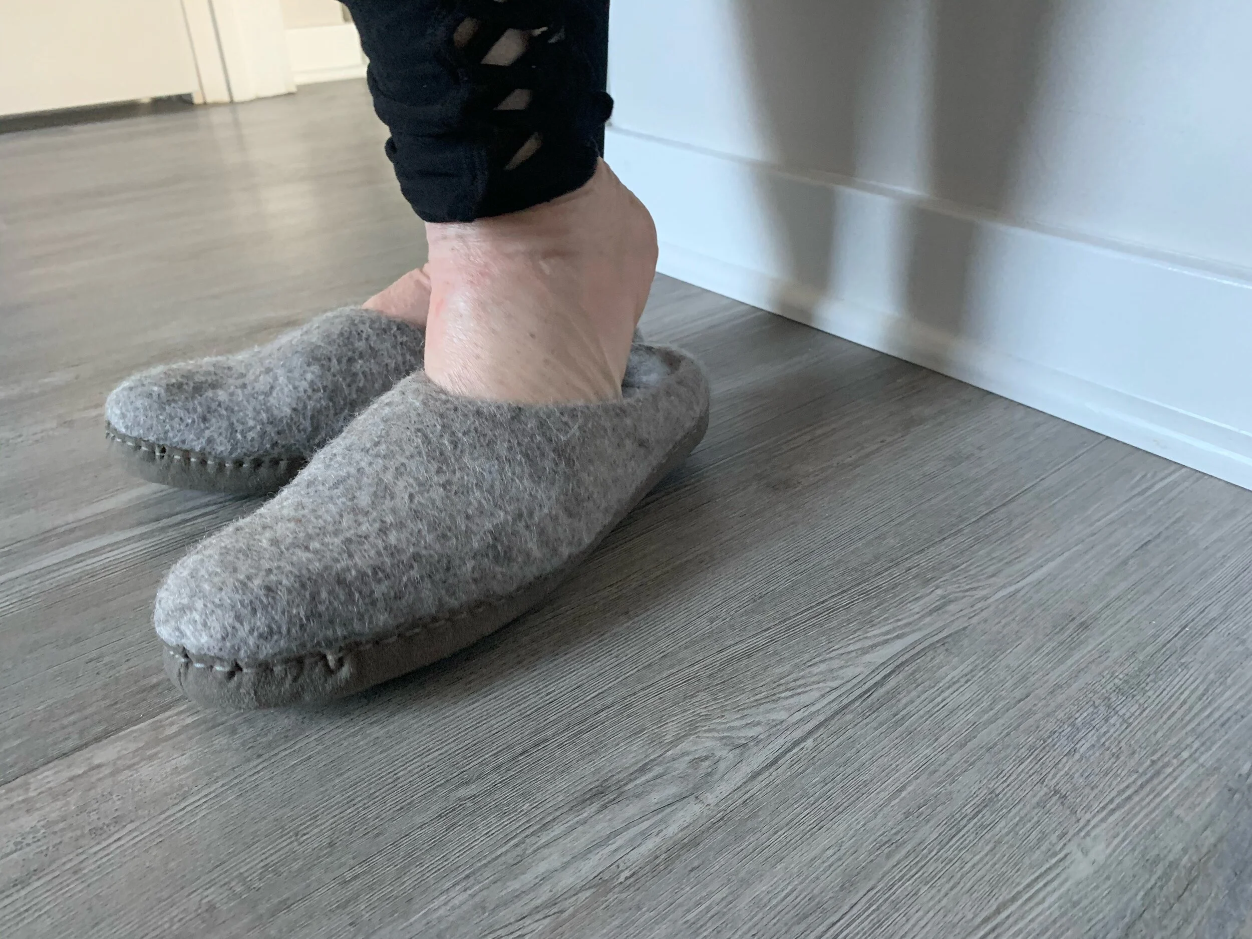 Nootkas slippers review Clearance