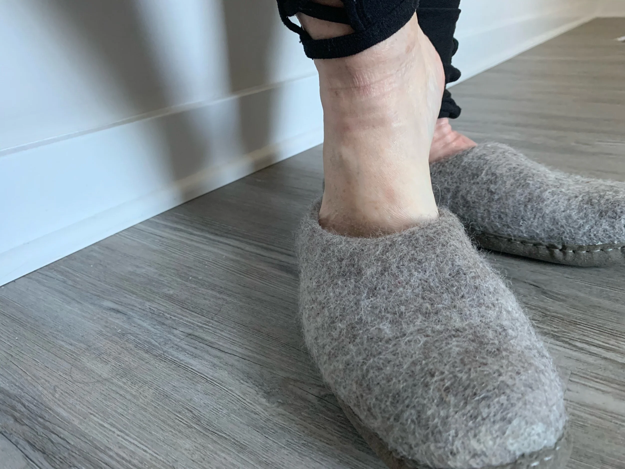 Nootkas slippers review Clearance