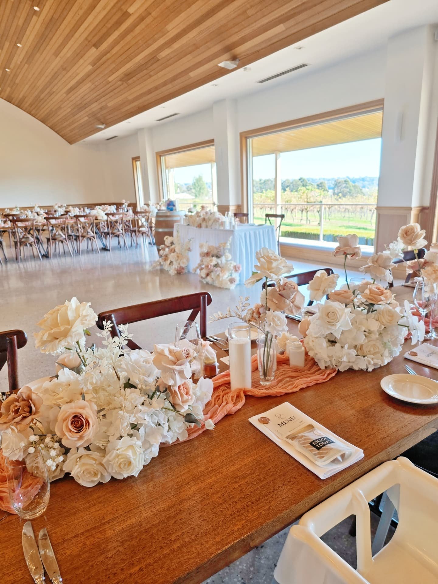 D&amp;C's Wedding

Ceremony &amp; Reception decorations @angelsfloralevent

Venue @vueonhalcyon