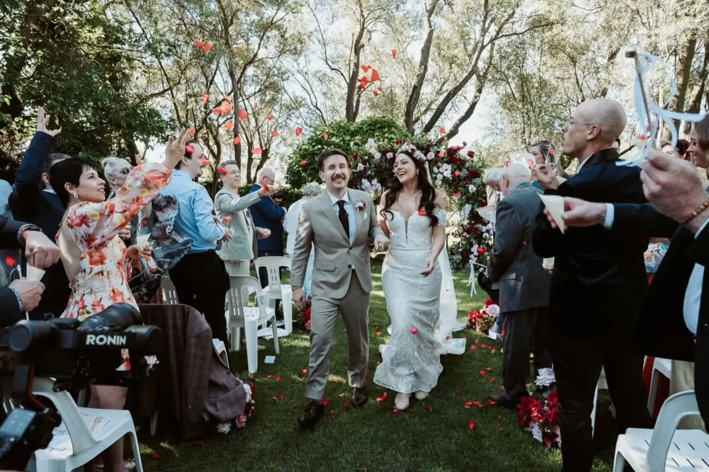 Repost from @melpanteliphoto

The beautiful wedding of Alex + Olivia at @overnewtoncastle - Wedding Crew Venue @overnewtoncastle Florist styling @angelsfloralevent Film @ervin.avena DJ/MC @avant_gardenof_eden Photography @melpanteliphoto

 #daylesfor