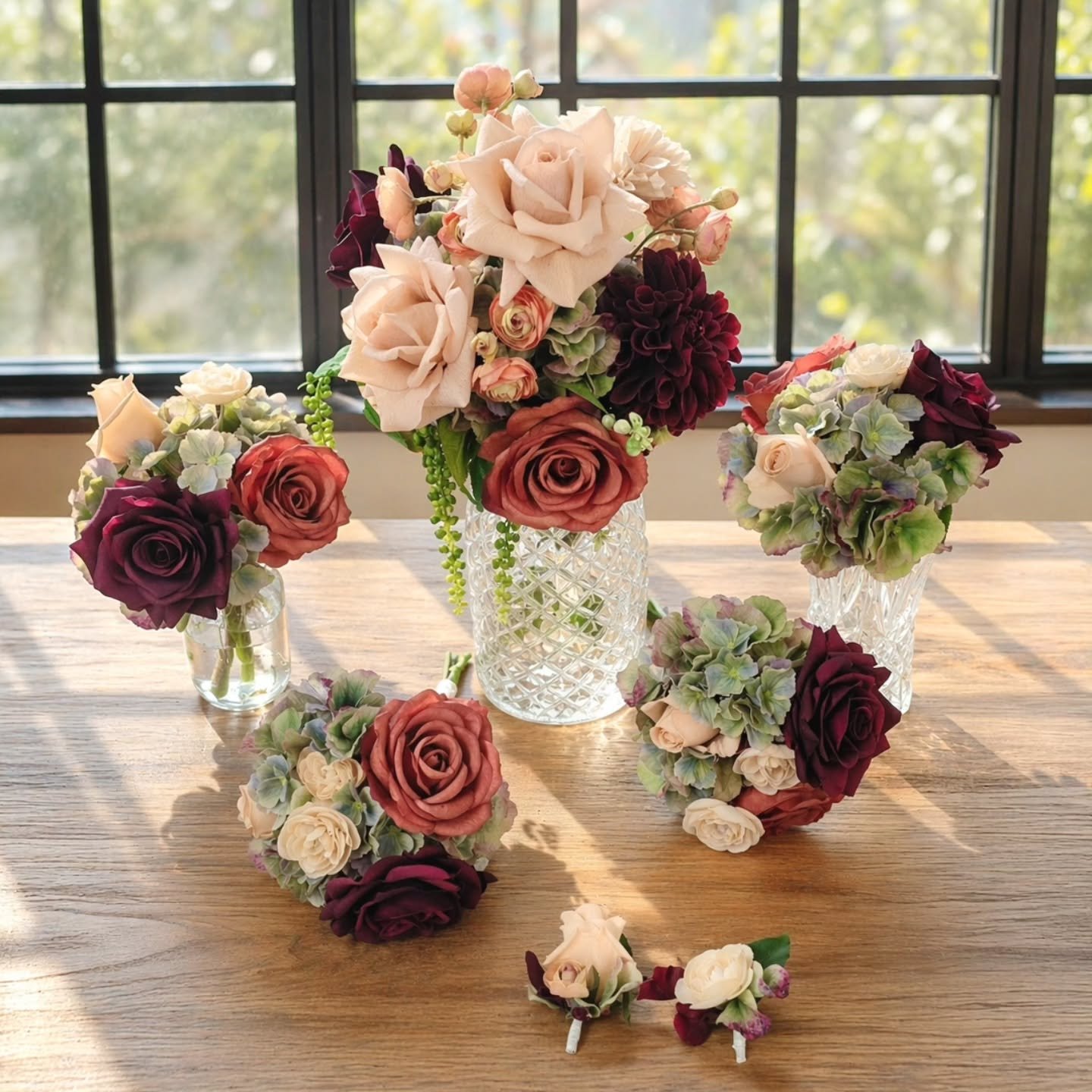 Rust charm meets timeless romance 🤎✨

Styling with amazing faux flowers 🌿
#RustWedding #ModernBotanical #WeddingArbor #MelbourneWeddings #CeremonyInspo EarthyElegance