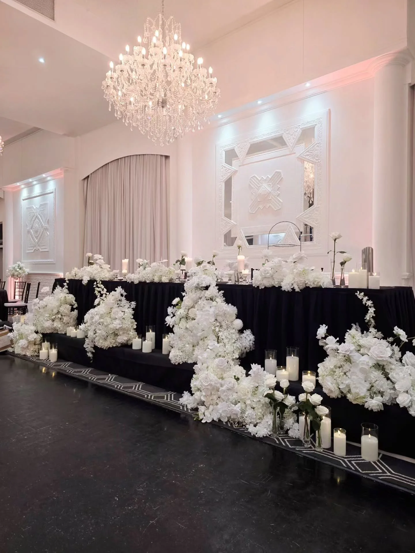 K&amp;D | Elegant B&amp;W
Venue @vogueballroom
