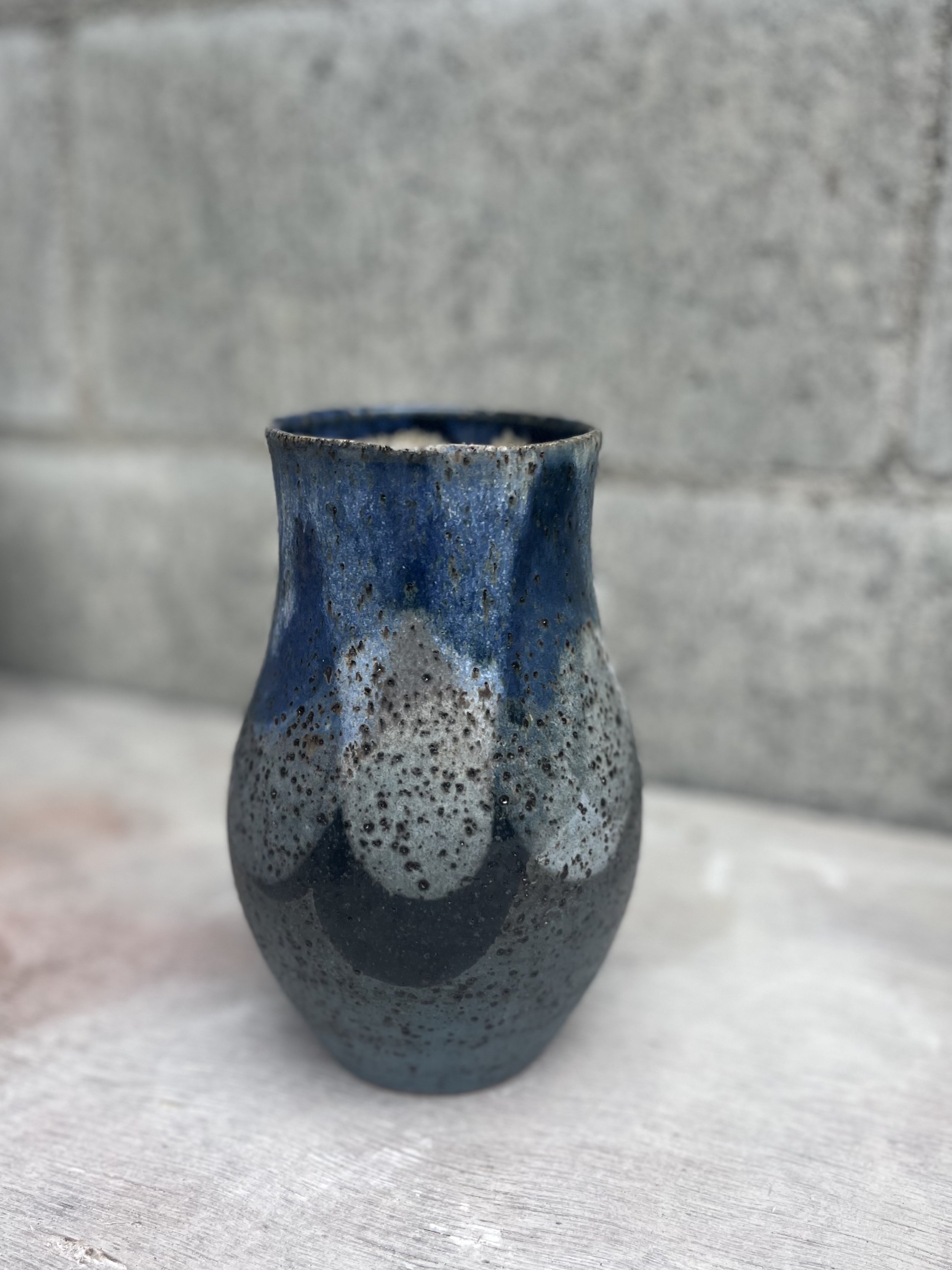Dark blue tones (speckled clay)