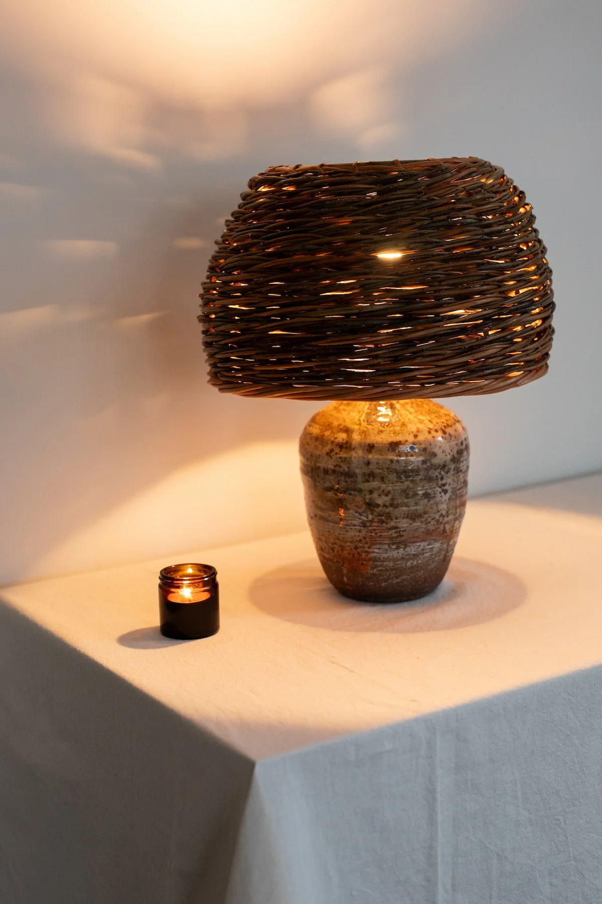 Lamp2_on_candle.jpg