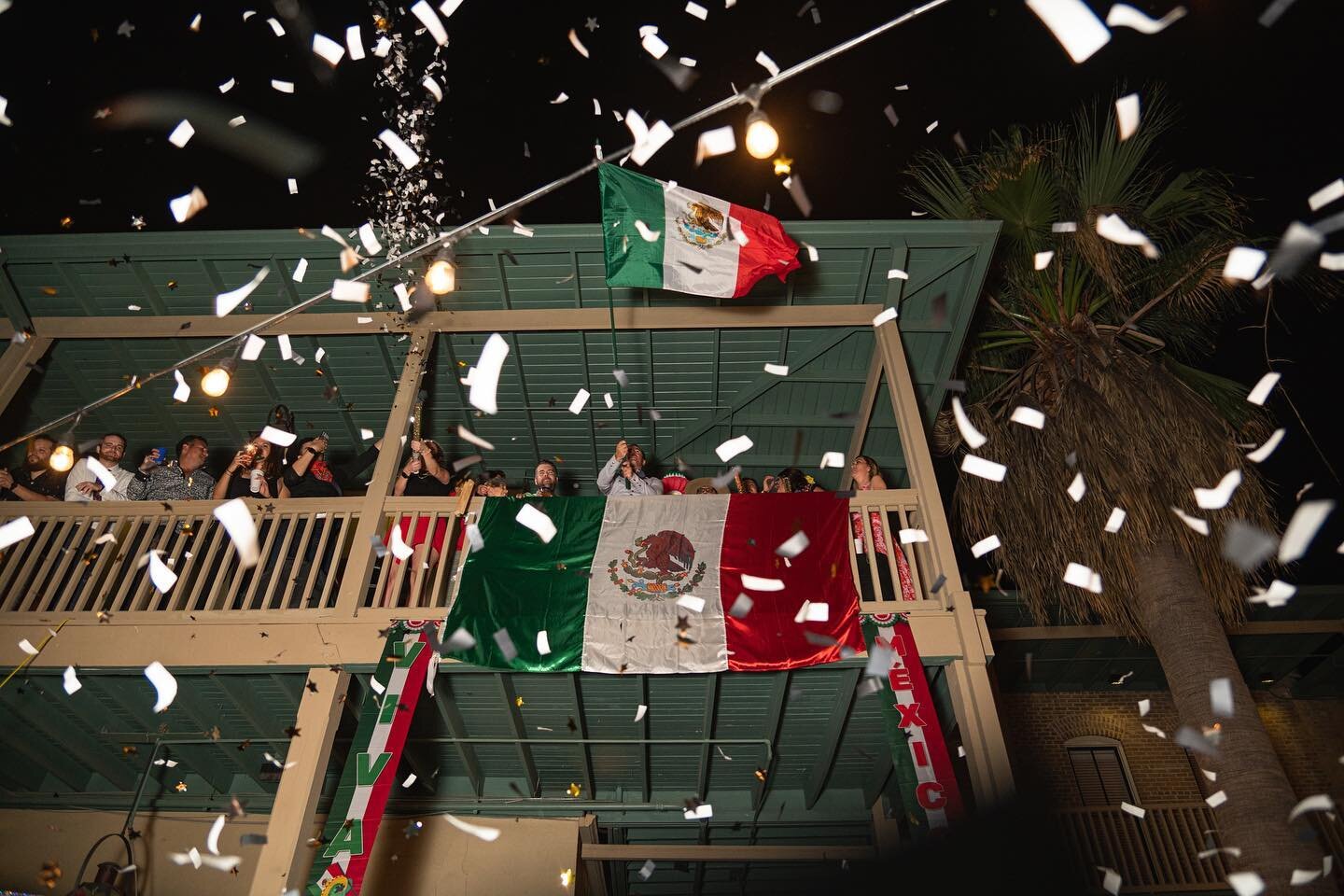 !VIVA M&Eacute;XICO! #🇲🇽 
Cuishe Mexico Independence Day is back!
Celebrate &quot;El Grito&quot; with us, where you&rsquo;ll enjoy a Kerm&eacute;s-type of event full of food and drink stations, live music, mariachis, charro performance, a mechanica