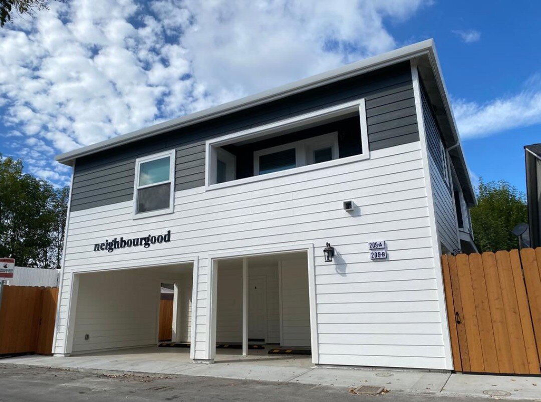 Pssst, did you know our US locations have hit the ground running? Neighbourgood Madison, in Redwood CIty, California, is sitting pretty and getting real busy 🛋️😌 

The FUTURE IS GOOD in the USA!
.
.
.
.
#neighbourgood #neighbourgoodguide #neighbour