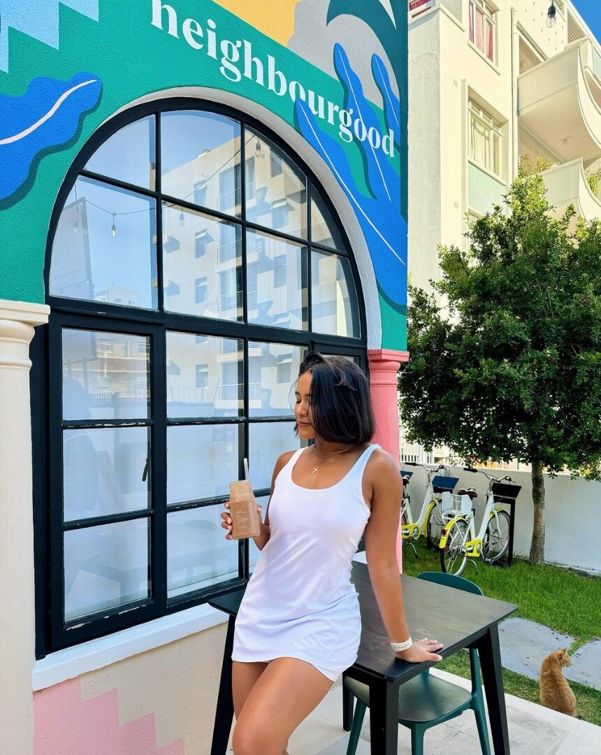 Look good, feel good, live good? Ah yes, it must be Neighbourgood 🥰 We love the look, @keeshlikequiche_.

📸: @keeshlikequiche_
.
.
.
.
#neighbourgood #neighbourgoodsa #neighbourgoodguide #loveneighbourgood #capetownliving #capetownlife #capetownbes