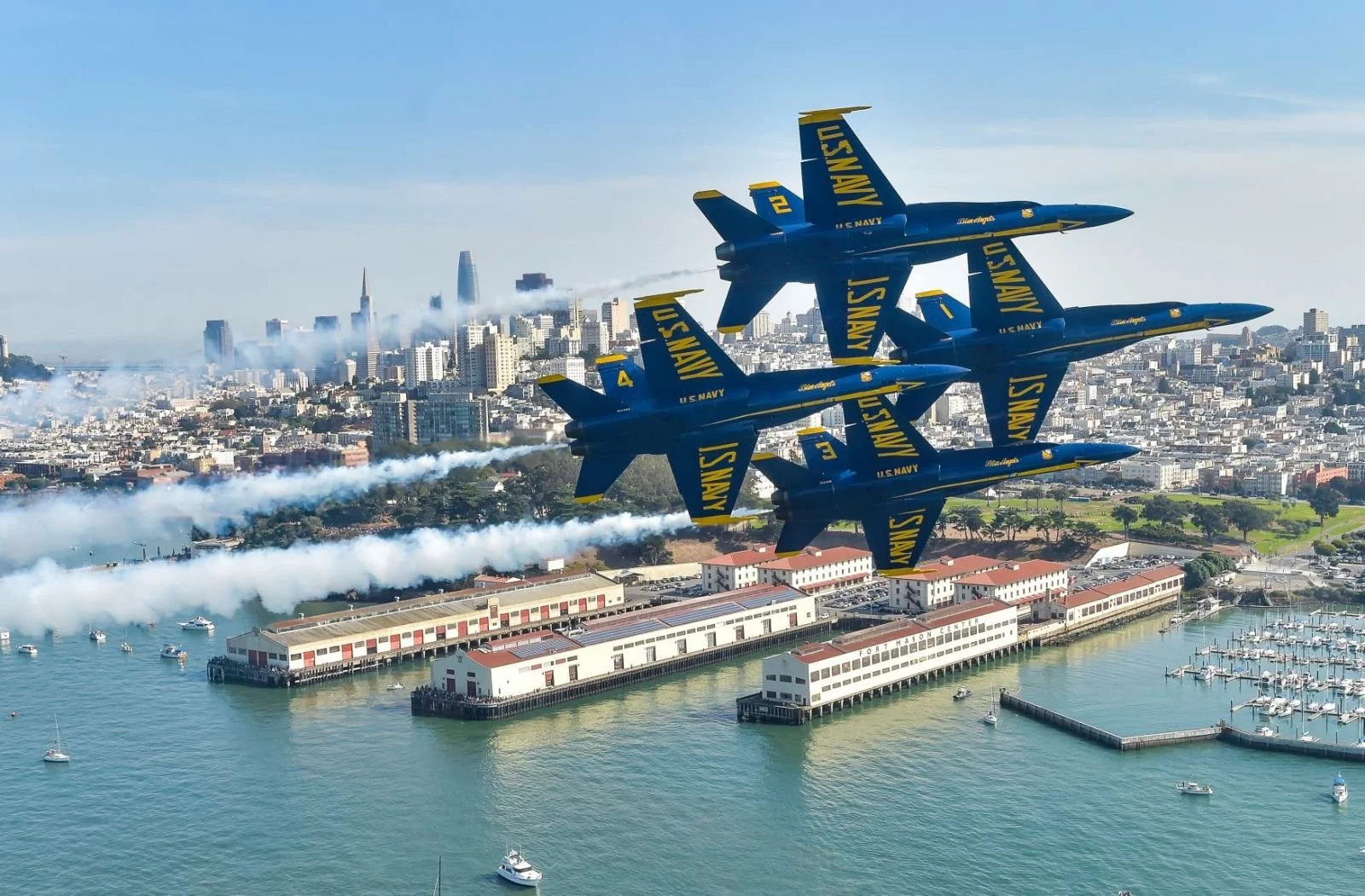 Crowd watching the Blue Angels fly over Marina Green during SF Fleet Week