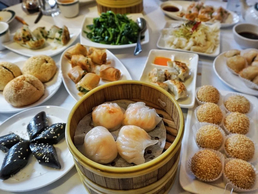 Steamed shrimp and chives dumplings at Hong Kong Lounge in San Francisco