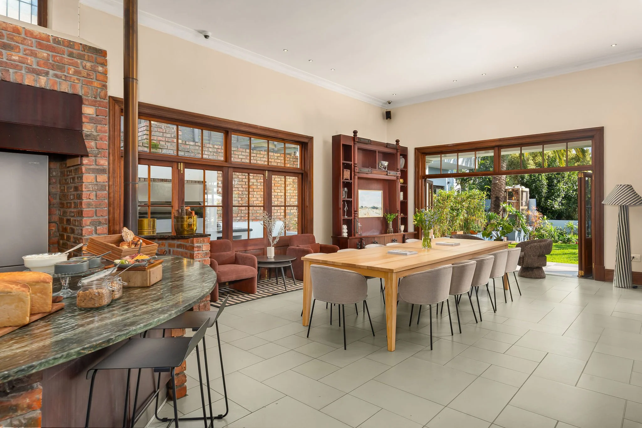 NeighbourgoodDisandtFresnaye(16of27).jpg