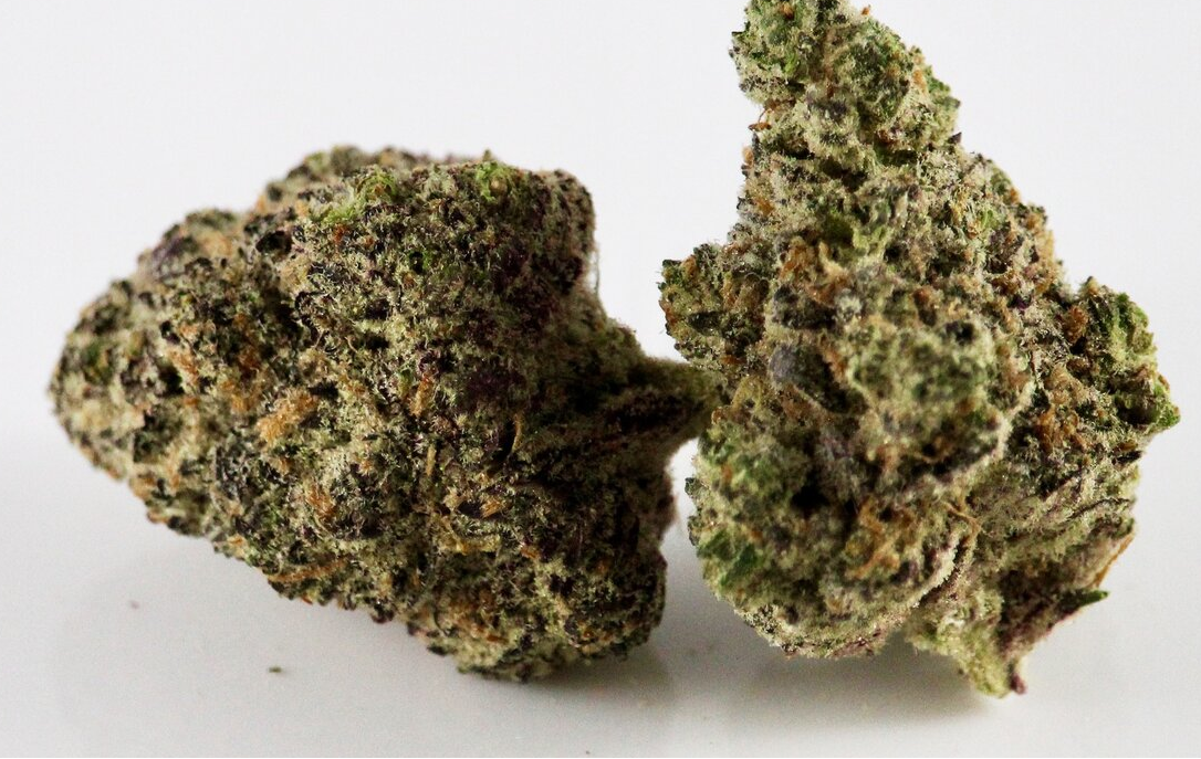 7 Medical Benefits of the Pink Certz Strain