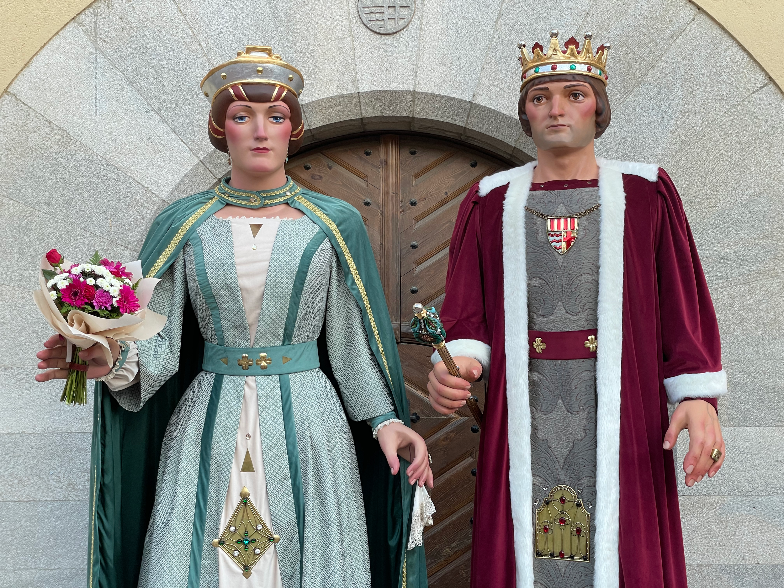 Disseny i confecció dels nous vestits dels Gegants de Sant Feliu de Guíxols