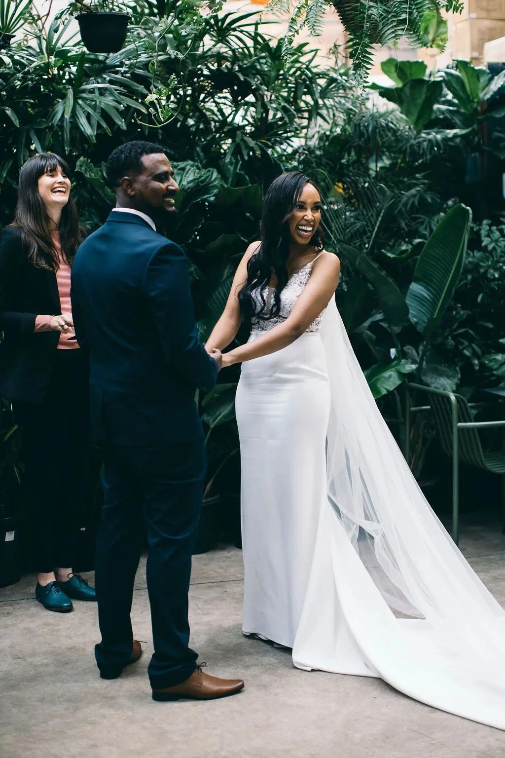 Affordable elopement officiant in New York City — legal ceremony at any location from $500