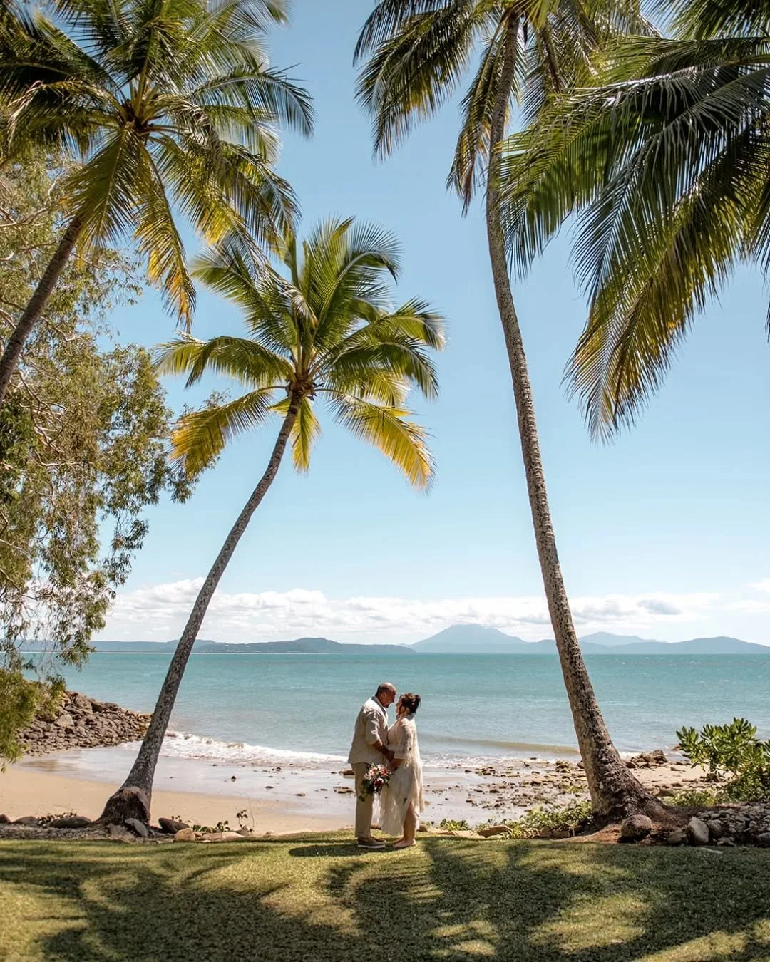 SHEREE ❤️ PAUL
.
Dream team 🔥
Celebrant: @wed_by_anna ✍️
Photographer: @jacintalouisephoto 📸
.
#idodrivethru #cheapweddings #elopeportdouglas #elopebeachwedding #elopeaustralia