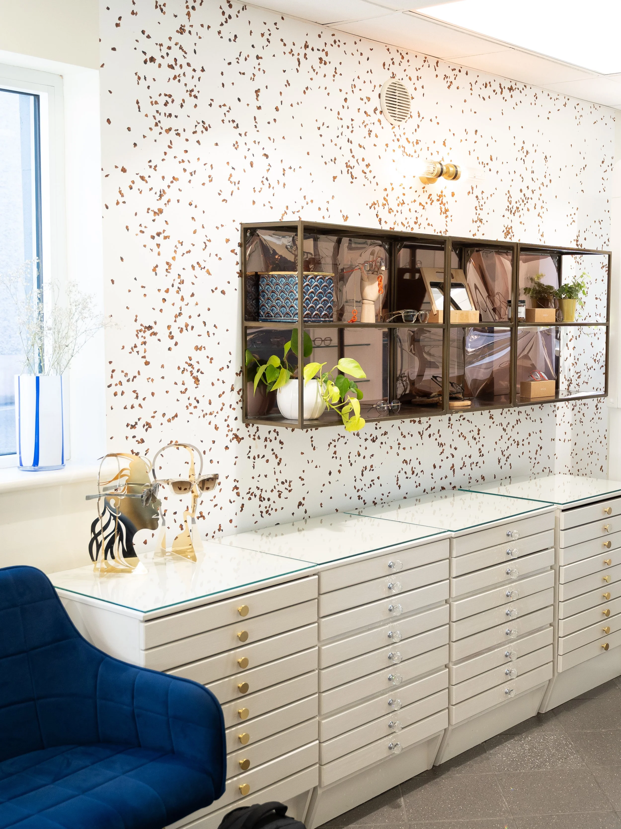 Farnan Opticians-3.jpg