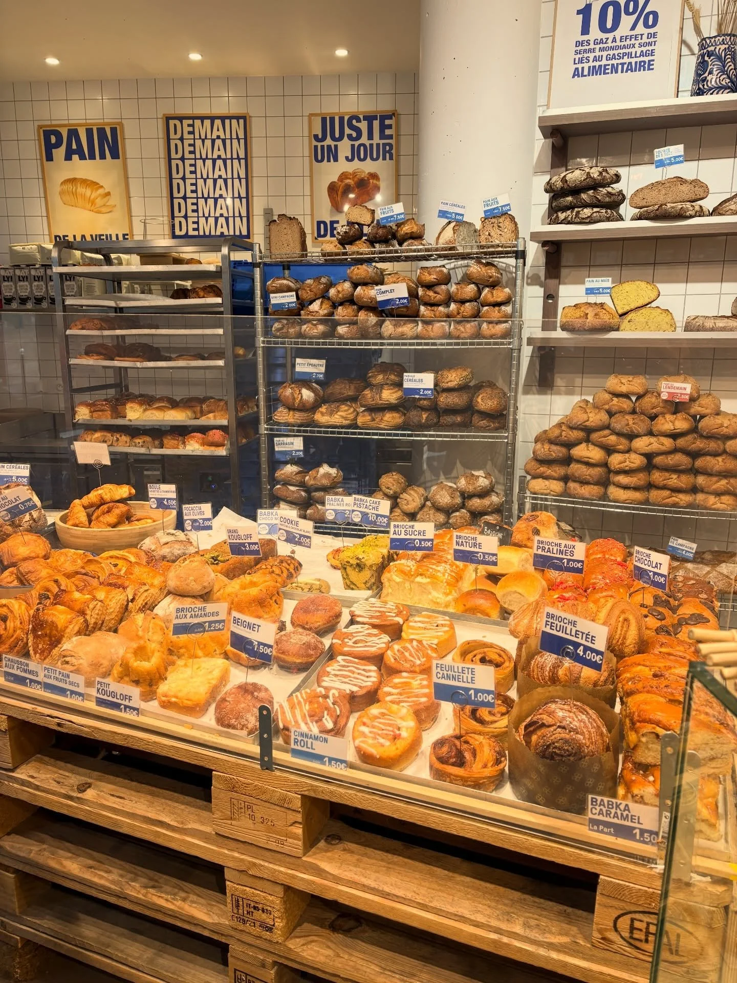 Sooo much inspiration in Paris, every trip gives me lots of creativity, especially a culinary place as this one!