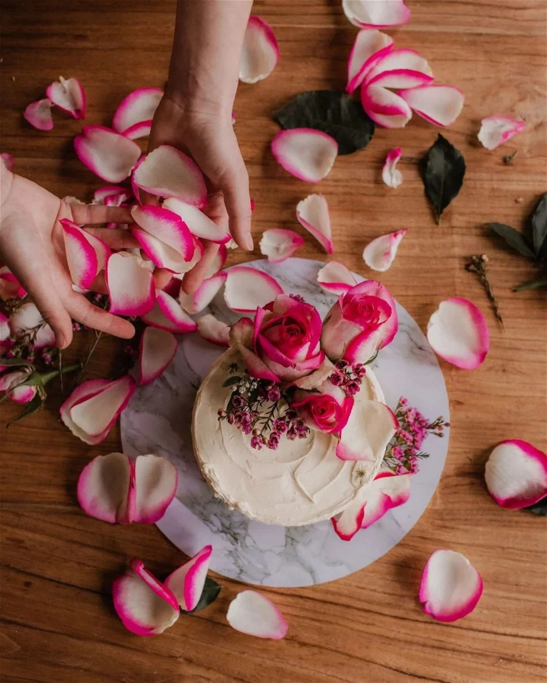 Happy Valentines Day! 

Picture by: araschrijversphotography