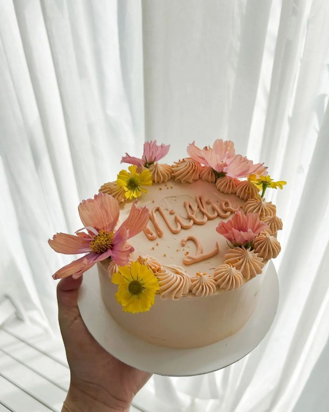 Time flies! I really loved making this cake, the florals are just right!