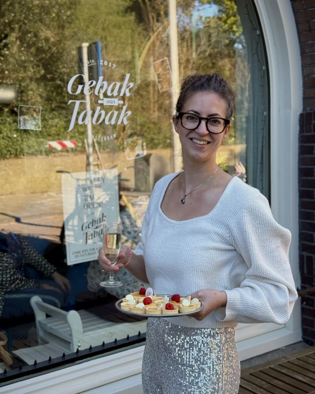 Celebrating 3 years tomorrow! 

You are invited to join at the shop, Champagne and Cake! 

Photography: @_valeri_zar_