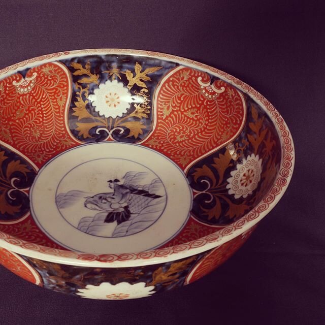 Bols en porcelaine Imari d'&eacute;poque Meiji.
.
#japanesecraft #japanart #japankitchen #japanceramics #ceramics #ceramique #japon #japan