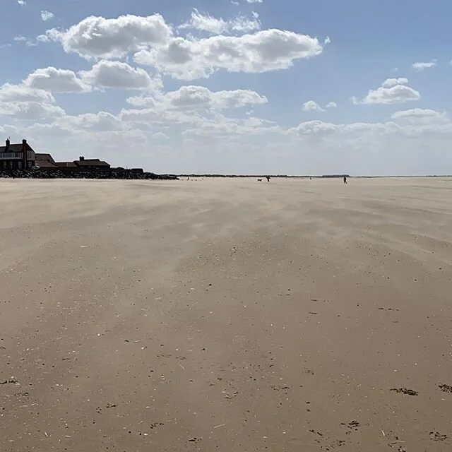 Visit to gorgeous beach in Norfolk before RTW (return to work)

#Osteopathy
#Osteopath
#backtobackosteopaths
#jamesdodd
#jamesdoddosteopath 
#backpain
#neckpain
#sportsinjury
#sportinjury
#theearlsfieldosteopath
#keepsafe
#exercise
#movein3d
#motivat