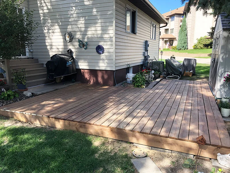 Wood patio - Bismarck