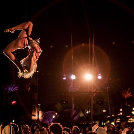 Lucent Dossier, Los Angeles