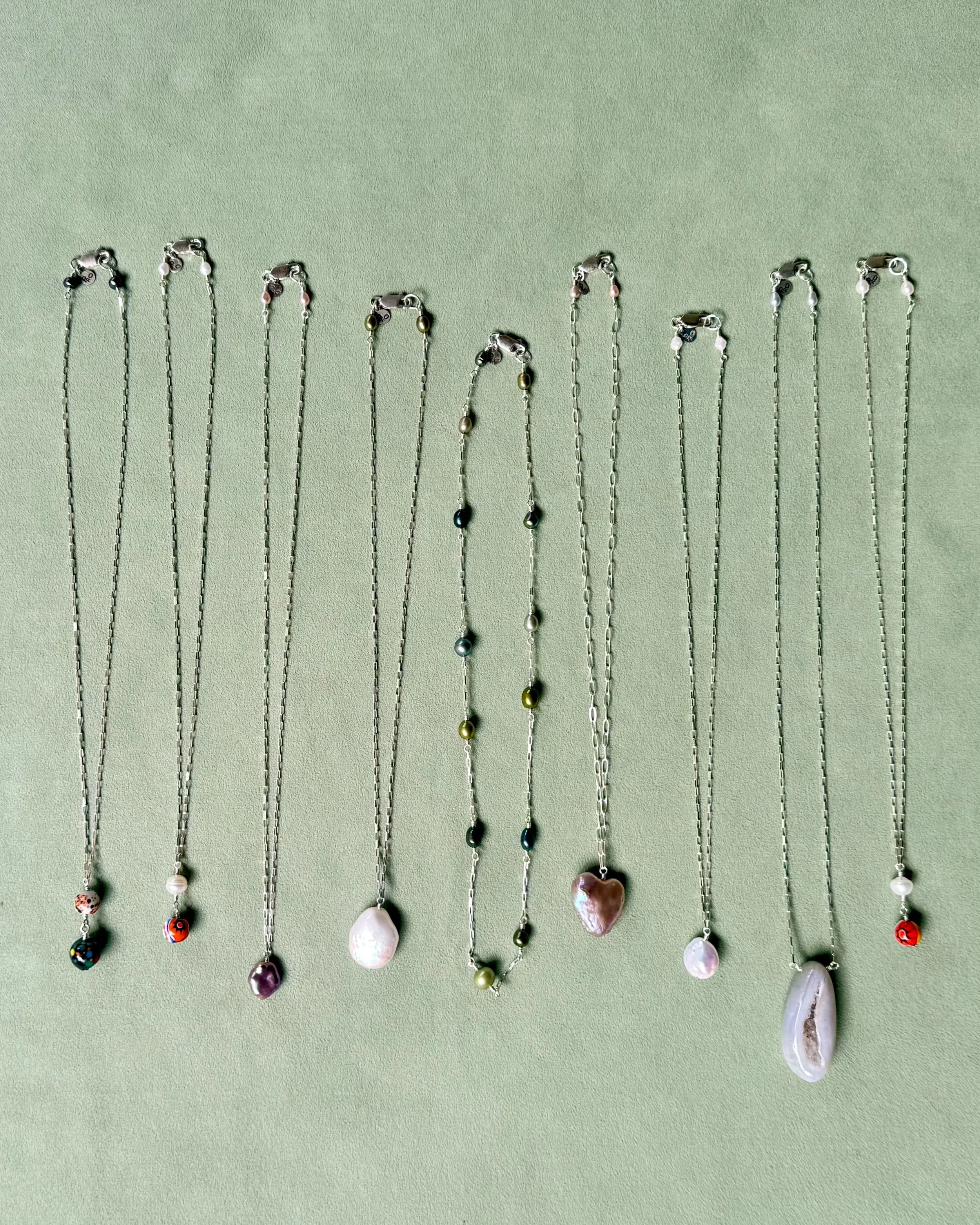 silver chain .jpg
