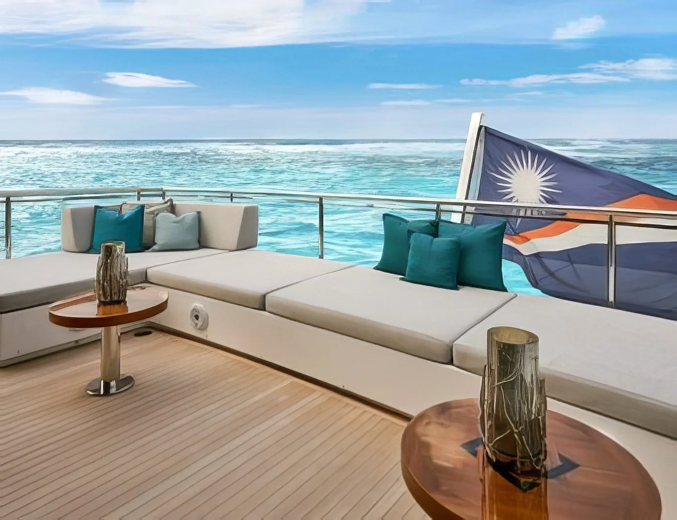 Flybridge Seti-topaz-upscale-4x.jpg