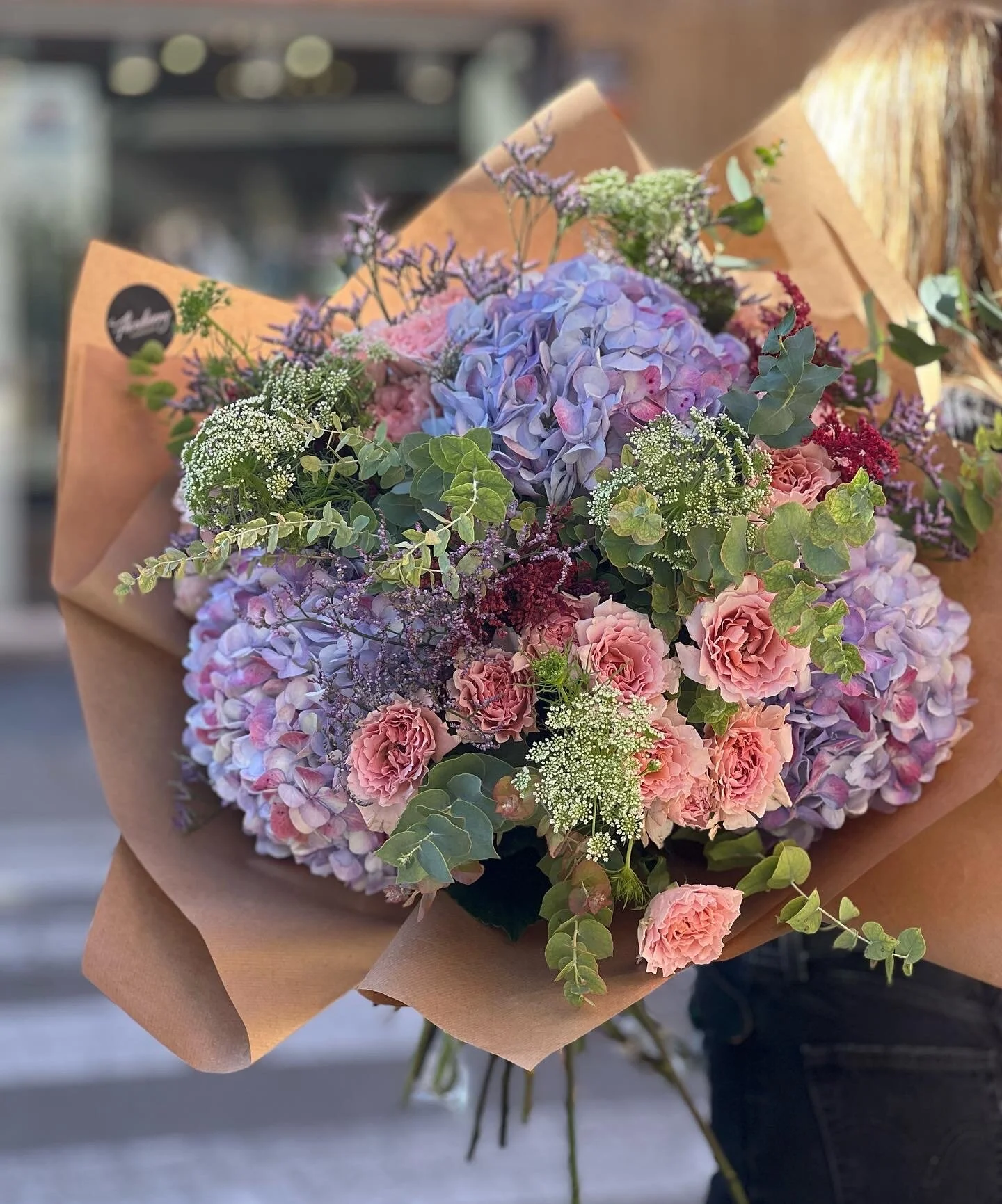 F4B38C74-D154-4C8D-BA6F-D3A1156559F7