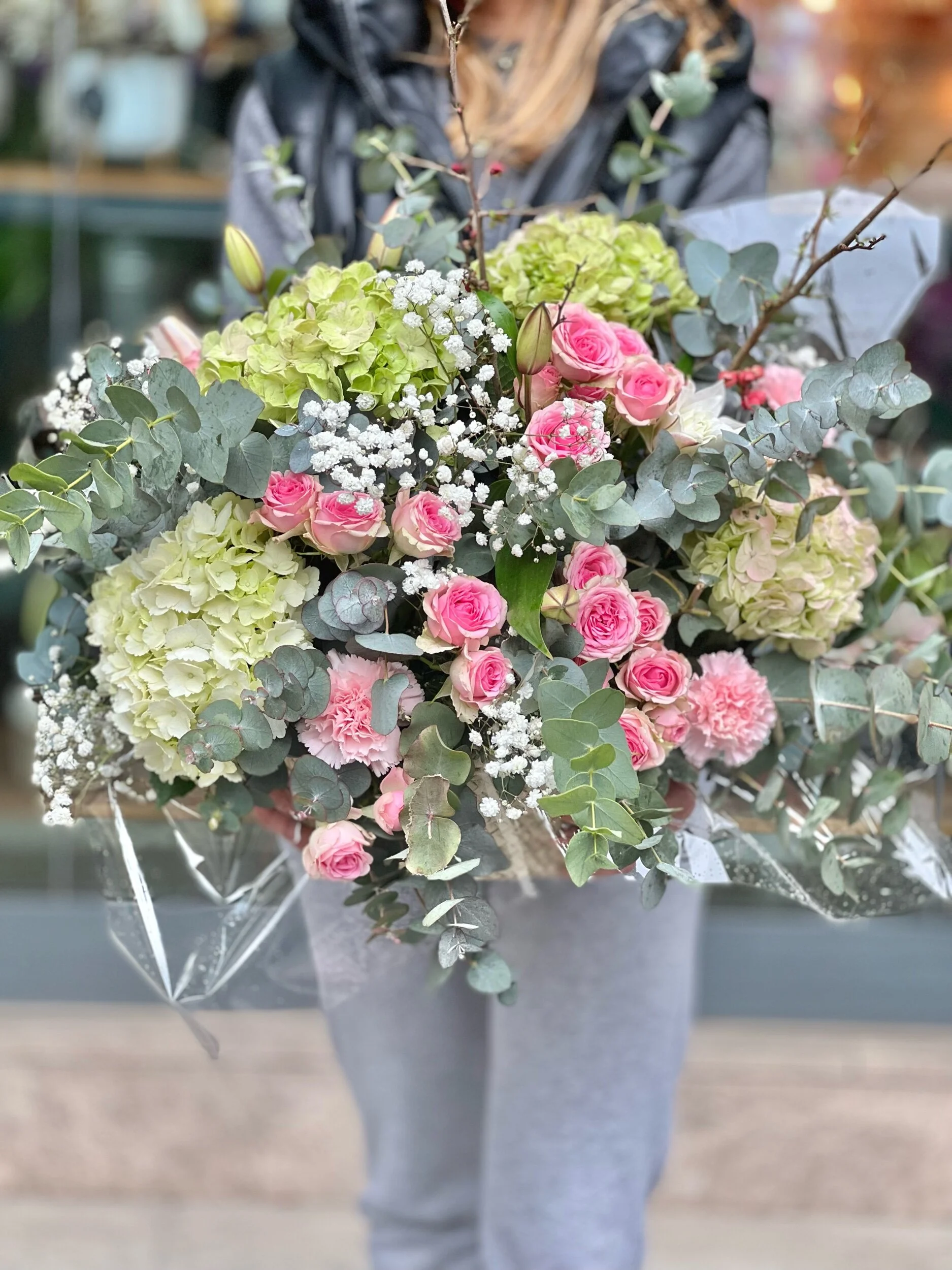 E406AAA9-F655-48C3-A062-57FBE4258AD2