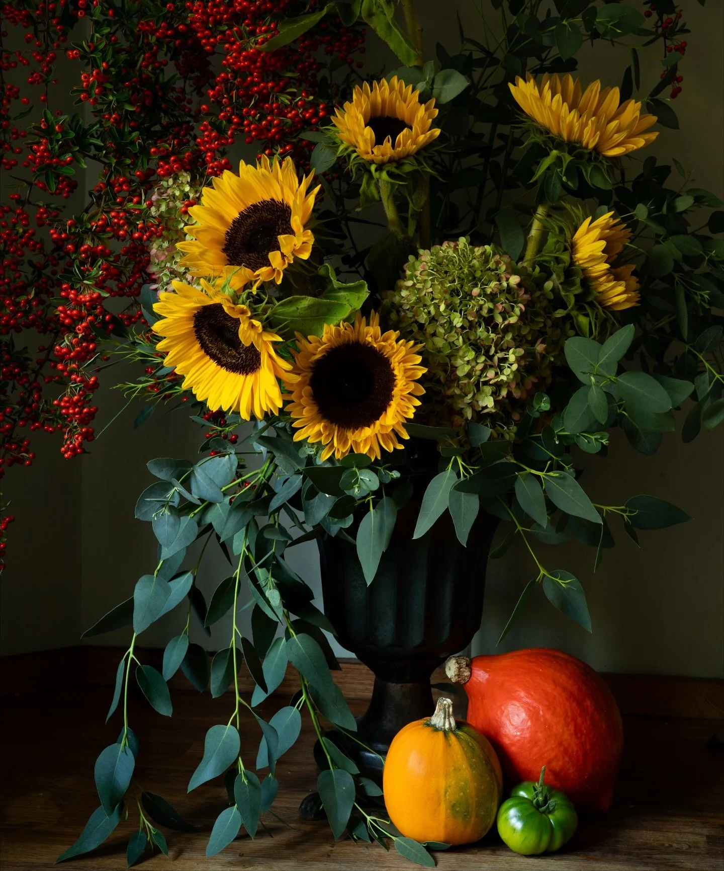 My favourite season it definitely here… for me this is the most romantic time of year. Beautiful light, sweaters, coats and gloves. Best of all cosy nights infront of the fire…I can lull myself into believing that all in the world is we