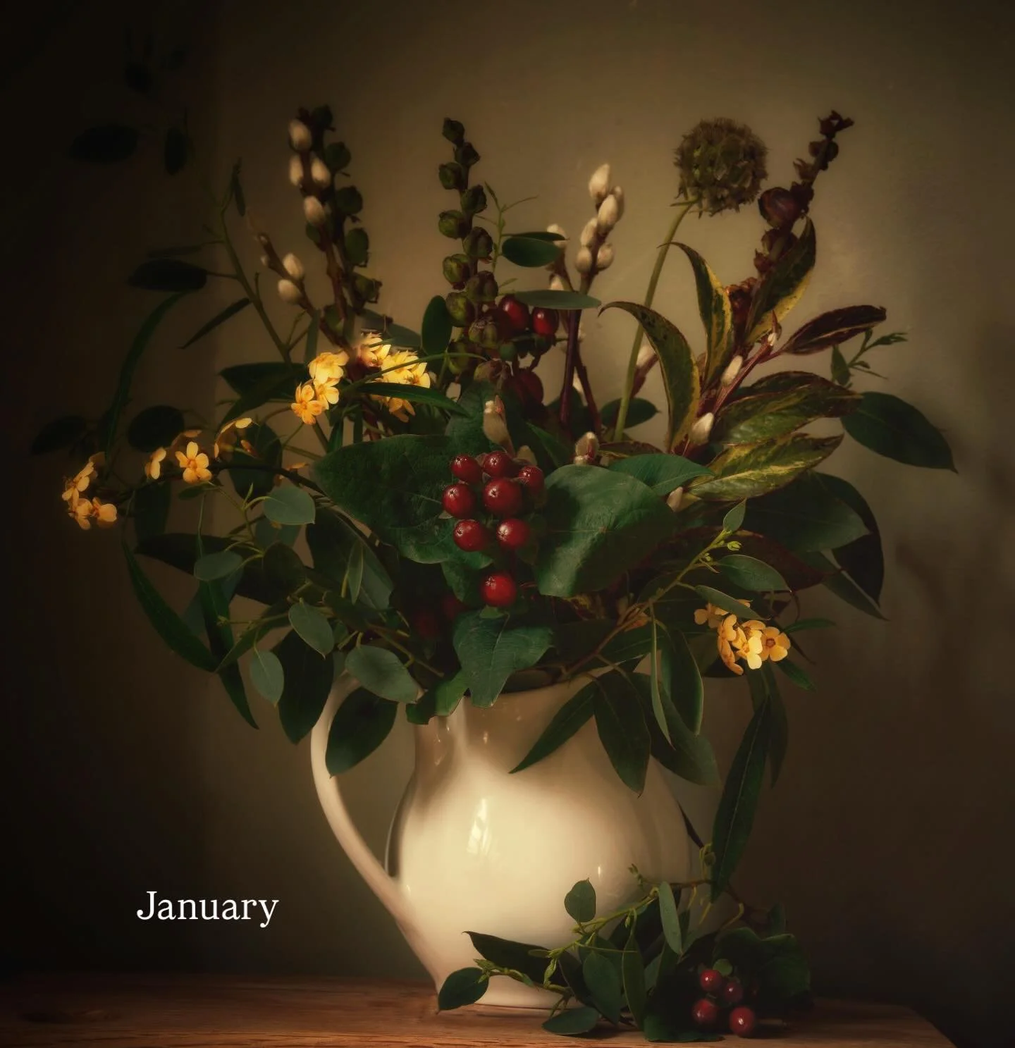 The first quarter of the 2026 Calendar. What can be better than sharing the joy of flowers with someone you love&hellip; www.lynnseykellyphotography.co.uk #2026calendar #fineartflowercalendar #2026stilllifeflowercalendar #floraltherapy #nicheflorist 